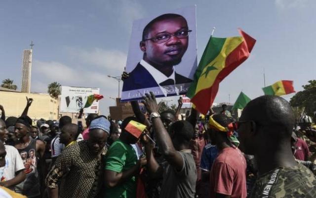 rassemblement de l'opposition sénégalaise à la place de l'Obélisque à Dakar