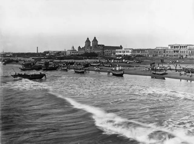சென்னை என்றாலே பலரது நினைவுக்கு வரும் மெரினா கடற்கரை 1891இல் இப்படித்தான் இருந்தது.