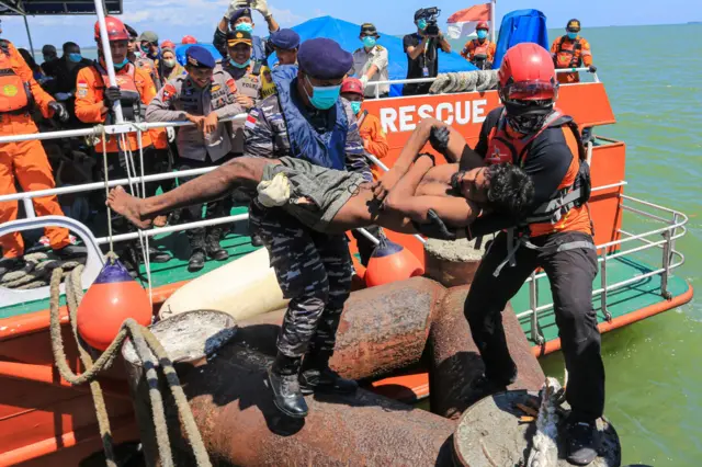 Aceh: Puluhan Pengungsi Rohingya Dikhawatirkan Tewas Di Laut Dalam ...