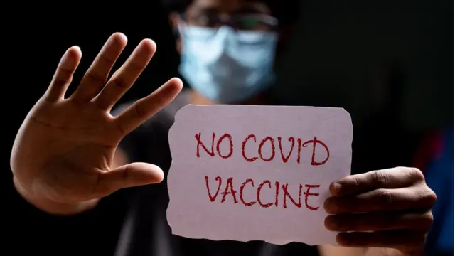 કોરોનાના રસીકરણ માટે ઘણી રાજ્ય સરકારો કડક નિર્ણયો લઈ રહી છે