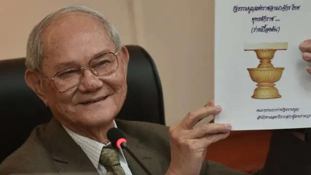 นายมีชัย ฤชุพันธุ์ ประธานกรรมการร่างรัฐธรรมนูญ (กรธ.)