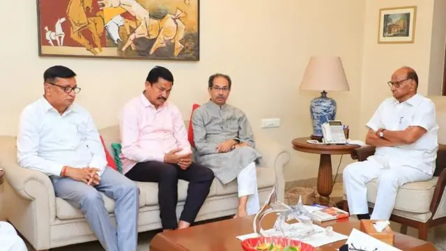 महाविकास आघाडी अजून आहे की नाही?