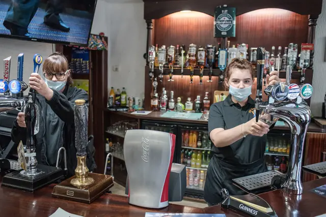 اینجل ان کی مالکن نِکی