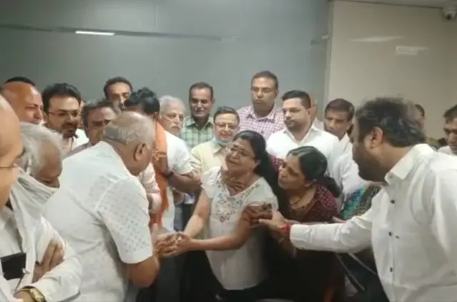 અતુલ ચગના પરિવારજનો