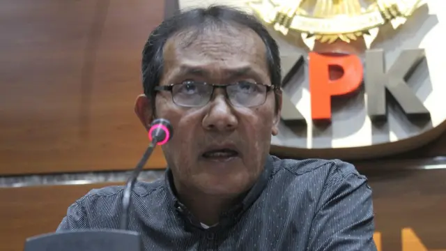 Hukum