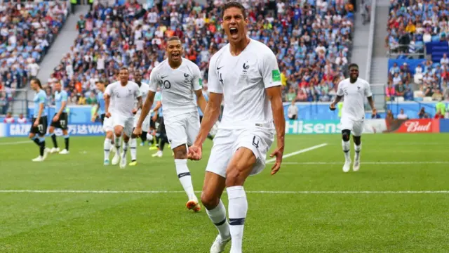 La celebración de Varane.