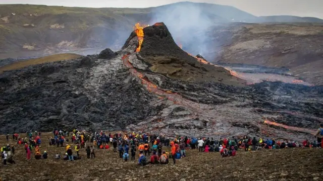 آئس لینڈ میں آتش فشاں