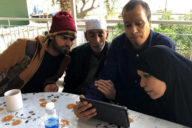 కుటుంబంతో అమర్