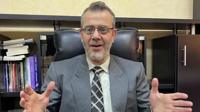 تصویری از نذیر القدری، وزیر آموزش و پرورش.