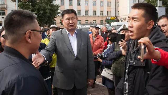 Мархаев на акции протеста в Улан-Удэ