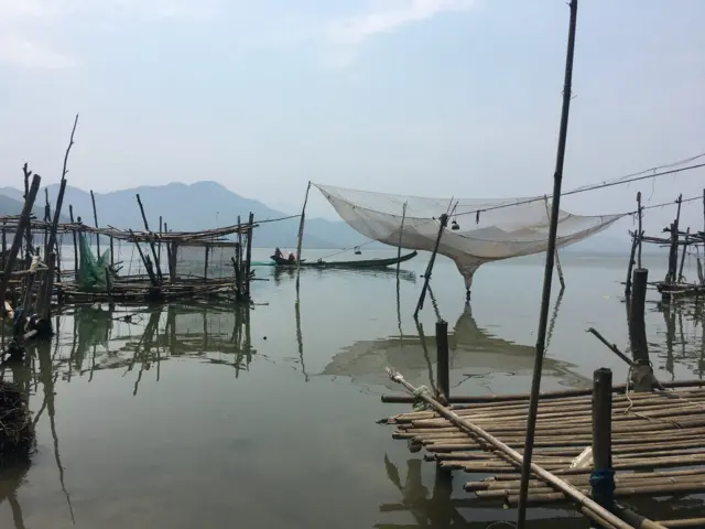 Đạp xe xuyên Việt