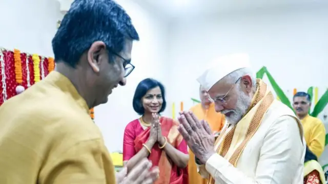 चंद्रचूड़