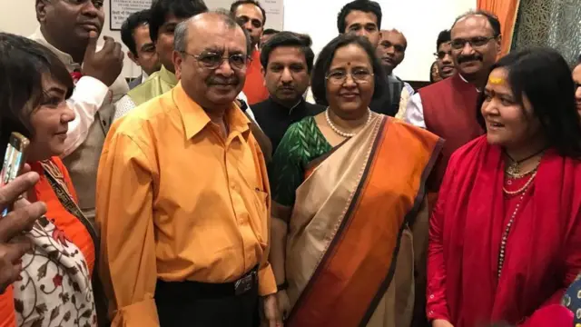 भारत सचानिया ब्रिटेन में भारतीय उच्चायुक्त रुचि घनश्याम के साथ