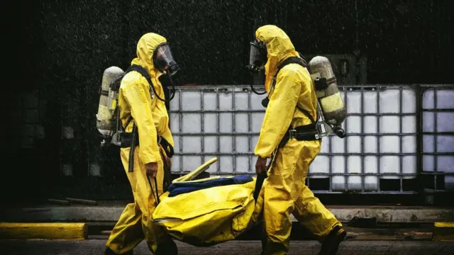 அணு கதிரியக்கம்: 10 ஆயிரம் ஆண்டுகளுக்கு பின் வரும் தலைமுறையை எச்சரிப்பது எப்படி?