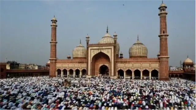 మసీదు దేవుడి ఇల్లైతే