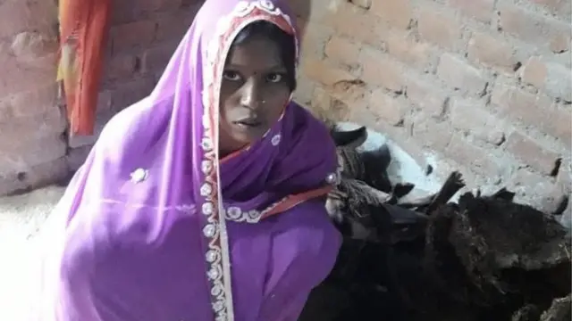 मजदूरों की आंखों के सामने अंधेरा है और दिमाग खाली