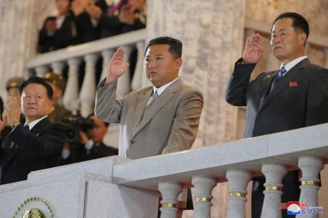 North Korea leader Kim Jong Un (C) attends a paramilitary parade held to mark the 73rd founding anniversary of the republic at Kim Il Sung square in Pyongyang in this undated image supplied by North Korea"s Korean Central News Agency on September 9, 2021