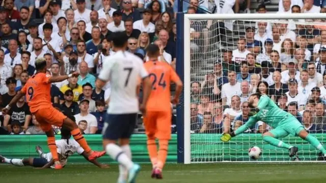 Newcsatle yailaza Tottenham nyumbani