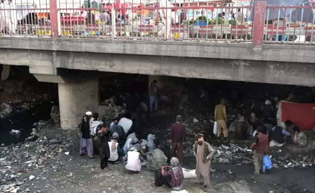 Кобулдаги Пули Cухта кўприги бангилар тўпланадиган машҳур жойга айланган.