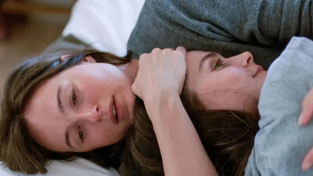 فیلم یواکیم تریه فیلمساز برجسته نروژی «ارزش‌های احساسی» باز با بازی راینزوه. 