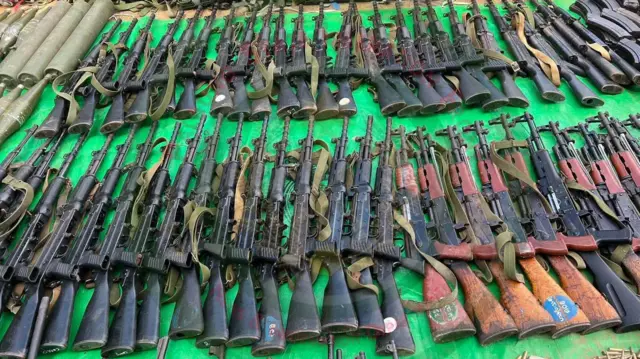 လားရှိုးက ပြည်သူ့စစ်စခန်းကို သိမ်းပိုက်ခဲ့ကြောင်း TNLA ပြော