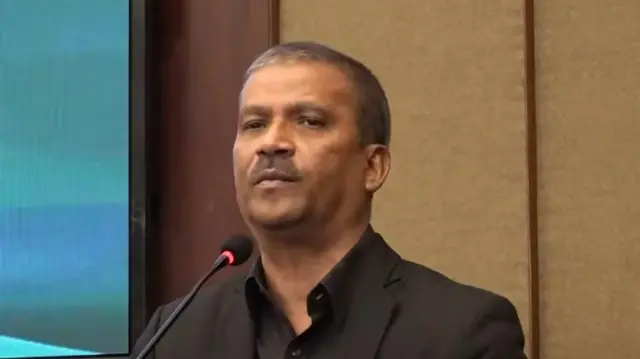 আইন উপদেষ্টা আসিফ নজরুল 