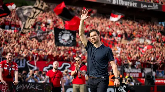 هافبک سابق اسپانیا، ژابی آلونسو با طرفداران بایر لورکوزن خداحافظی کرد و سرمربی بعدی رئال مادرید خواهد بود