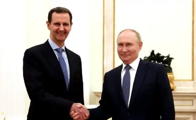 Bashar al-Assad alipinduliwa na waasi nchini Syria na kukimbilia Urusi