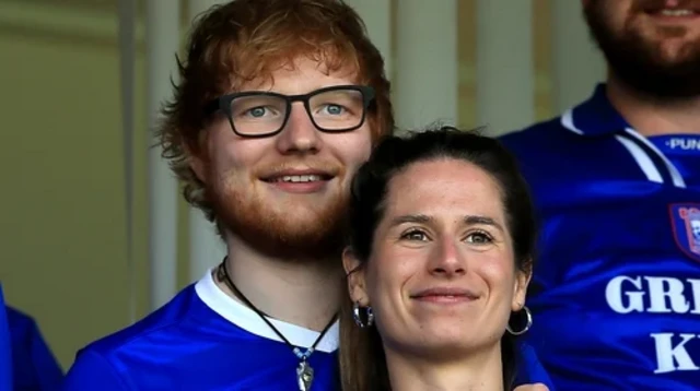 Zifahamu Ndoa tano za wasanii wakubwa duniani zilizofungwa kimya kimya Ed Sheeran na Cherry