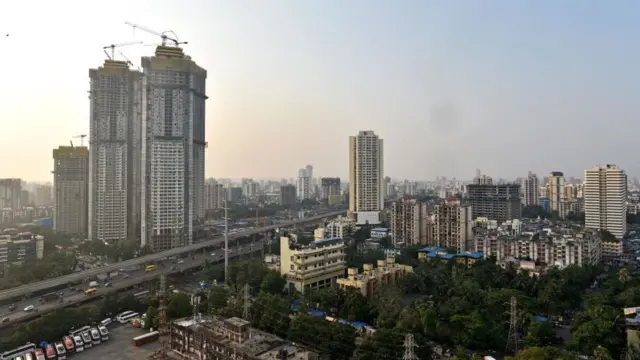 બિલ્ડિંગોની પ્રતીકાત્મક તસવીર