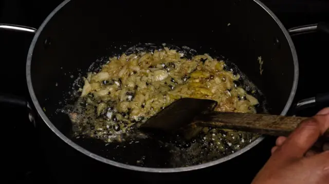 குமட்டல், அழற்சி, தசை வலிக்கு மருந்தாகும் இஞ்சியின் நன்மைகள் என்ன?