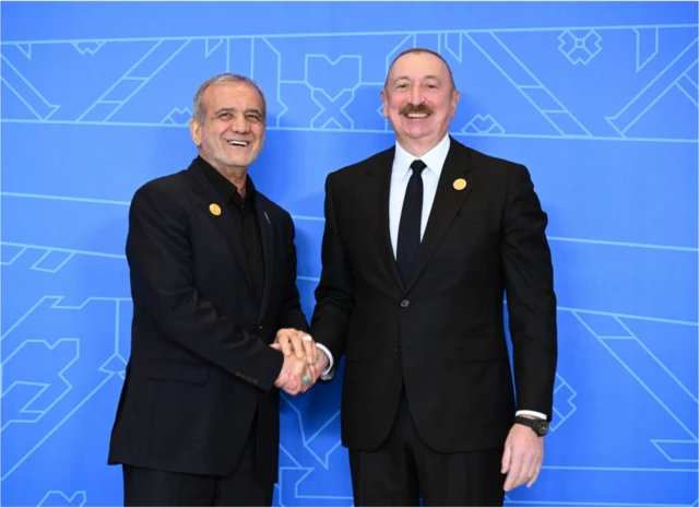 İlham Əliyev İran Prezidenti Məsud Pezeşkian ilə görüşüb