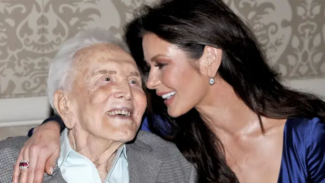 Catherine Zeta-Jones et Kirk Douglas