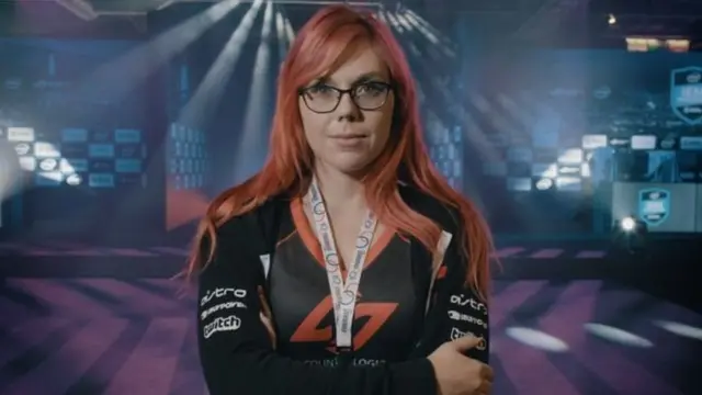 สเตฟานี ฮาร์วีย์ หรือชื่อในวงการเกมว่า "มิสฮาร์วีย์"