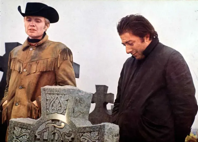 Jon Voight y Dustin Hoffman en la grabación de "Cowboy de medianoche"