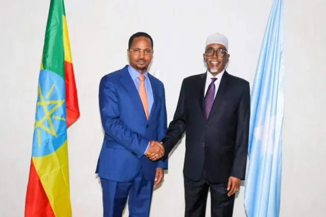 Safiirka Itoobiya ee Soomaaliya iyo madaxweynihii hore ee Koonfur Galbeed