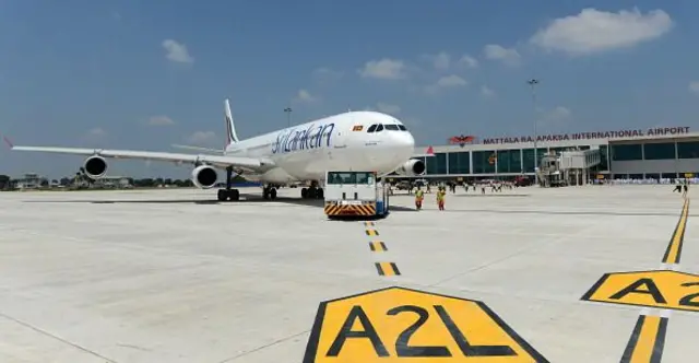  ගුවන් යානා තාක්ෂණ ශිල්පීන් 200 ක් පමණ සිය දෛනික මෙහෙයුම් කටයුතු සදහා අවශ්‍ය වුවද ඒ අතරින් 40 දෙනෙකු පමණ මේ වනවිට වෙනත් විදේශීය ගුවන් සමාගම් වෙත සේවය සඳහා ගොස් ඇත.