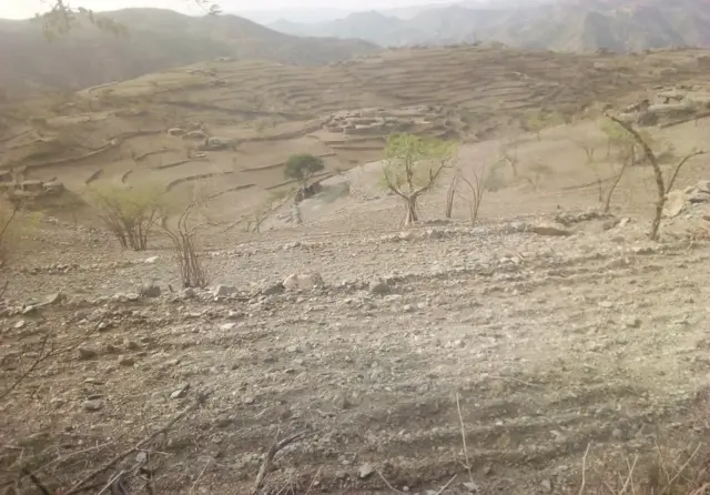 ኣቀማምጣ እታ ጣብያ