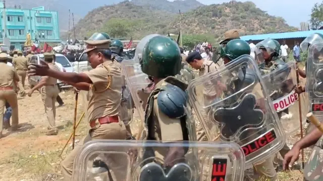 கன்னியாகுமரி வந்தார் மோதி: கருப்புக்கொடி காண்பித்த வைகோ உள்ளிட்டோர் கைது