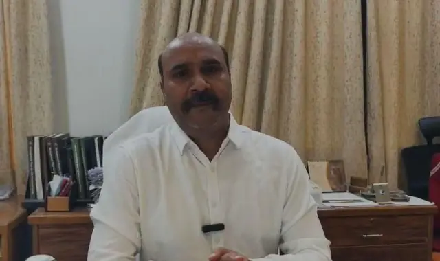 జునాగఢ్ వైల్డ్ లైఫ్ సర్కిల్ ముఖ్య అటవీ సంరక్షణాధికారి (సీసీఎఫ్) డాక్టర్ రామ్రతన్ నాలా