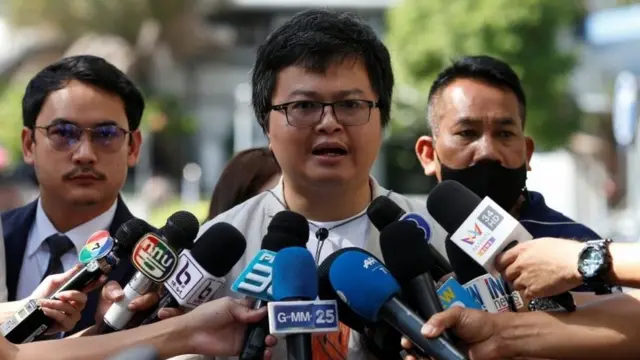 อานนท์ นำภา