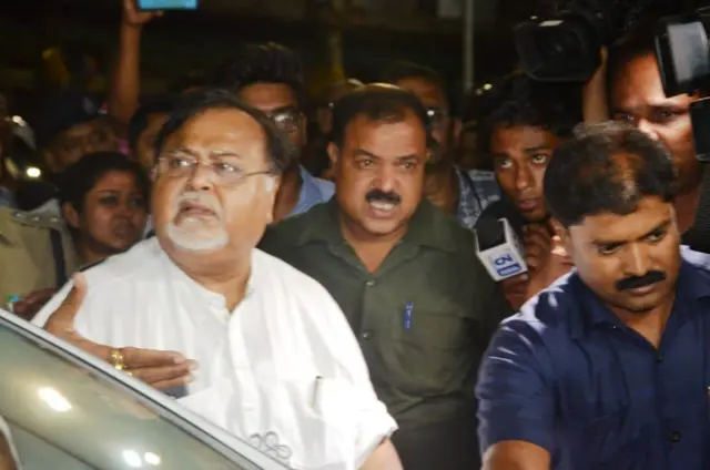 तृणमूल कांग्रेस नेता पार्थ चटर्जी