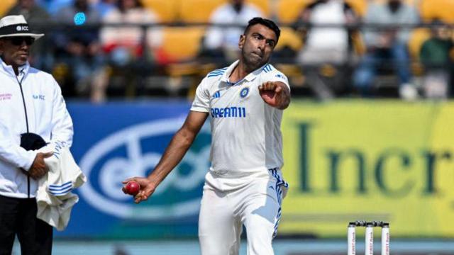 இந்திய மைதானங்களில் மட்டுமே விக்கெட் வீழ்த்துபவரா அஸ்வின்? 100 டெஸ்ட் போட்டிகளில் கடந்த மைல்கல் என்ன?