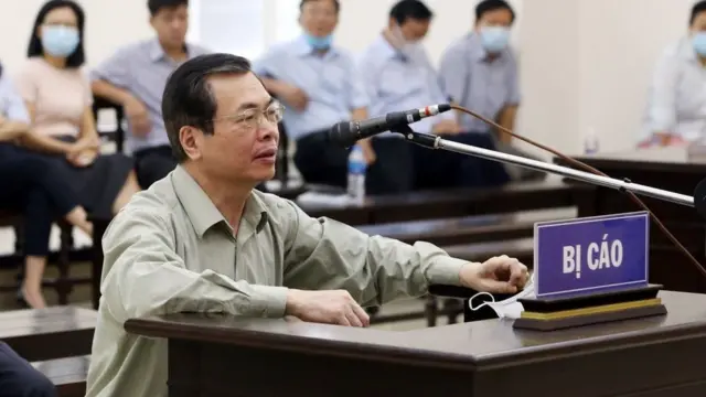 Viện kiểm sát cáo buộc ông “giữ vai trò chính” trong việc chuyển tài sản nhà nước sang cho tư nhân trái pháp luật