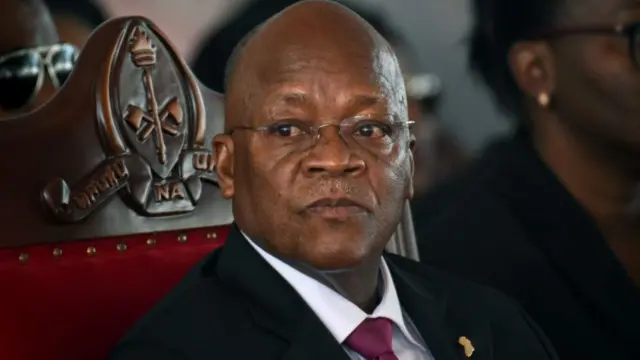 L'ancien John Magufuli est décédé en fonction le 17 mars 2021, quelques mois seulement après sa réélection pour un second mandat