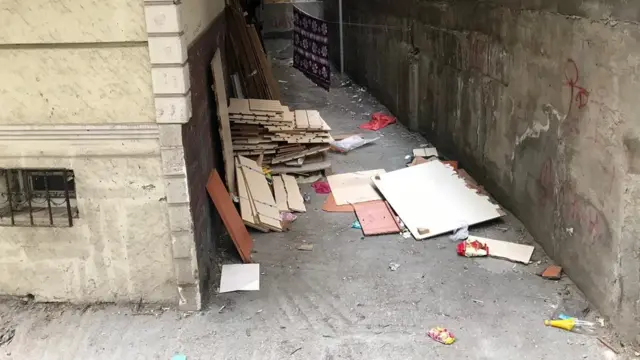 5 yaşındaki kız çocuğunun cinsel istismara uğradığı iddia edilen apartman boşluğu