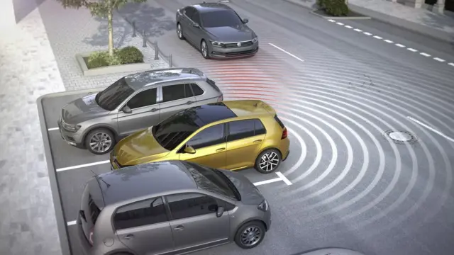 Ters AEB sistemi de aracı arkadan görünmeyen tehlikelere karşı koruyor