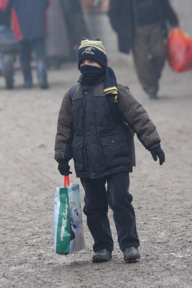 Ребенок на улице в Душанбе