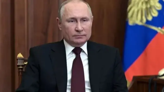 Putin mengatakan pasukan nuklir diminta dalam status siaga tertinggi karena "para pejabat tinggi NATO membiarkan pernyataan-pernyataan yang agresif terhadap Rusia".