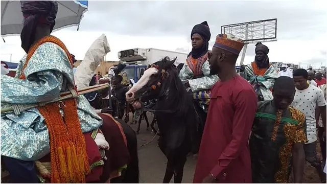 Awọn Ẹlẹṣin ni Dubar ilu Ilọrin